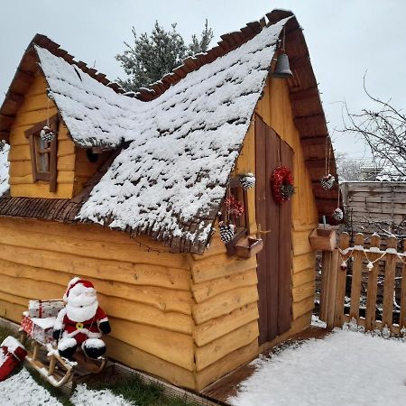 Cabane Enchantee Carpentras Exterior foto
