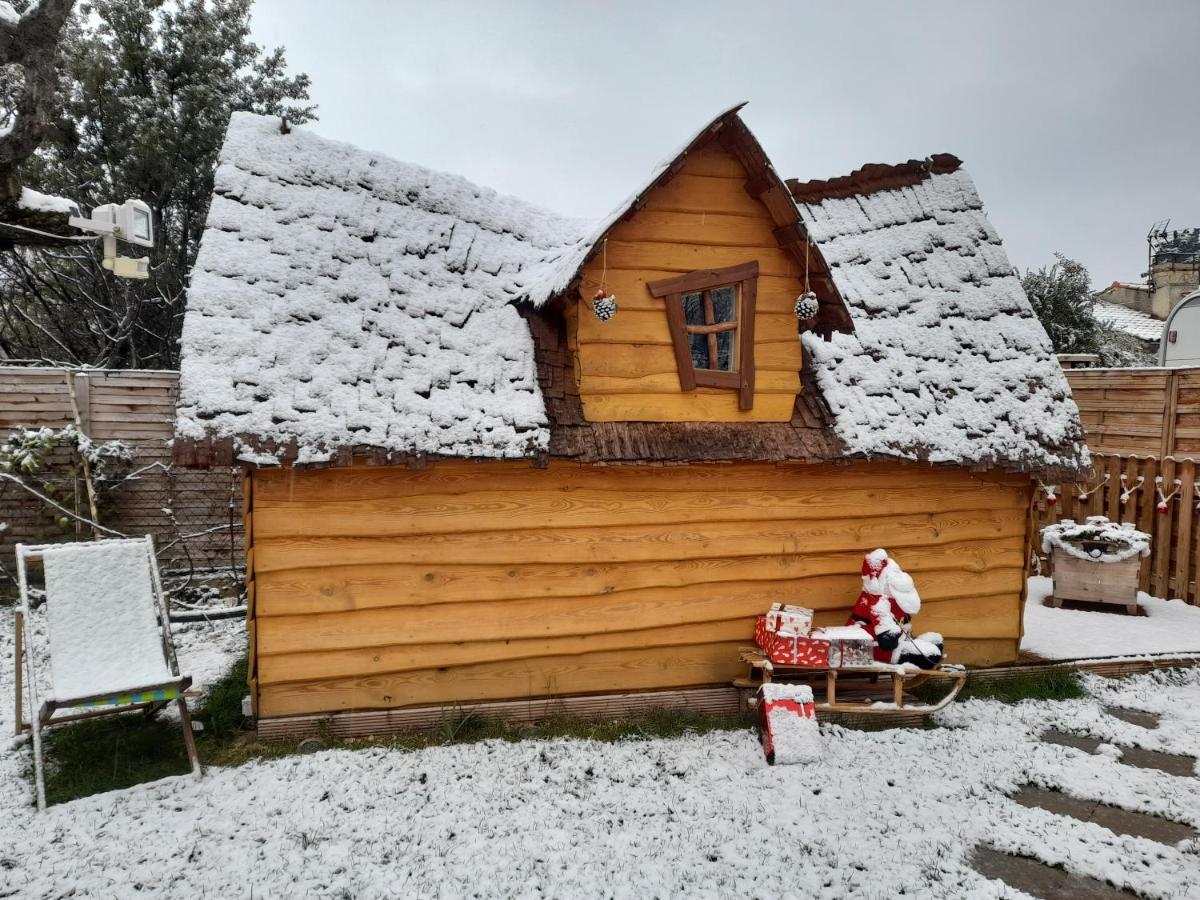 Cabane Enchantee Carpentras Exterior foto